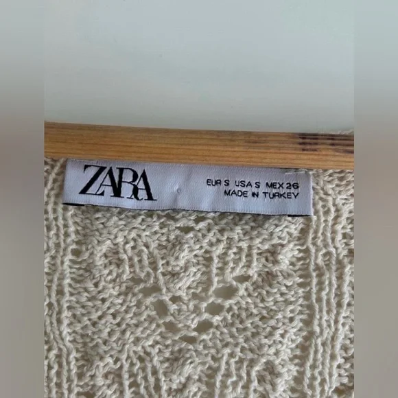 NWOT Zara Crochet Knit V-neck Sweater - Picture 6 of 8